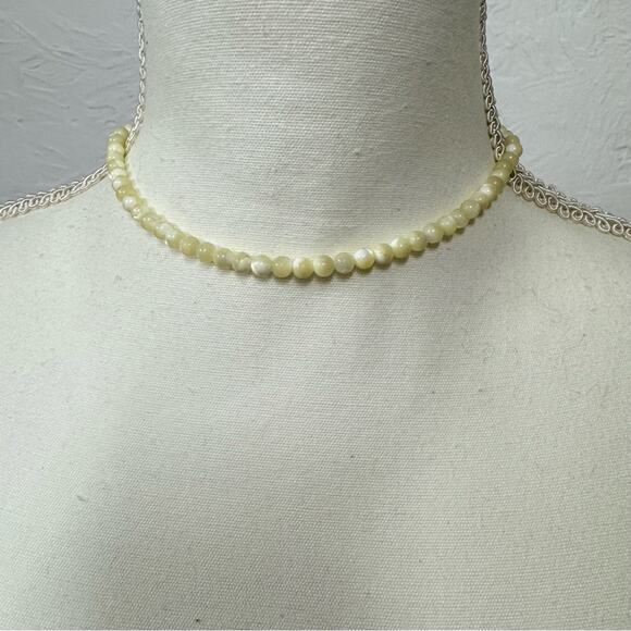 Vintage Cream Natural Stone Beaded Chocker Necklace - Picture 1 of 7